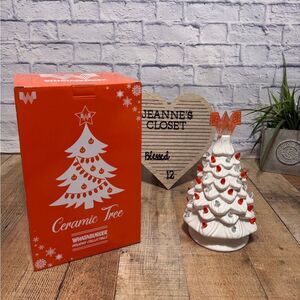 WHATABURGER WHITE CERAMIC TREE new in box
